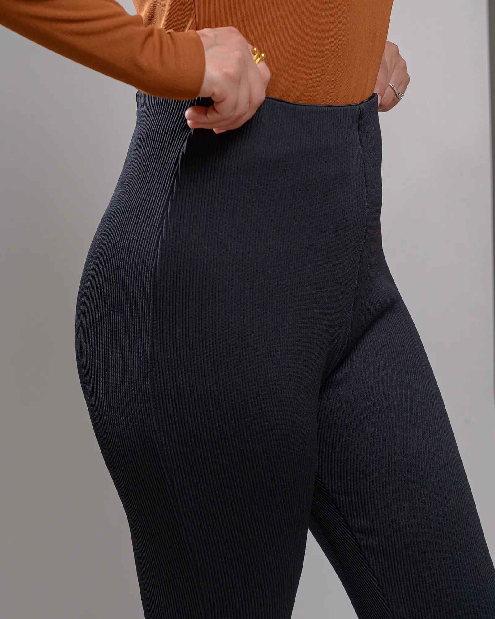Knot Pants outlet