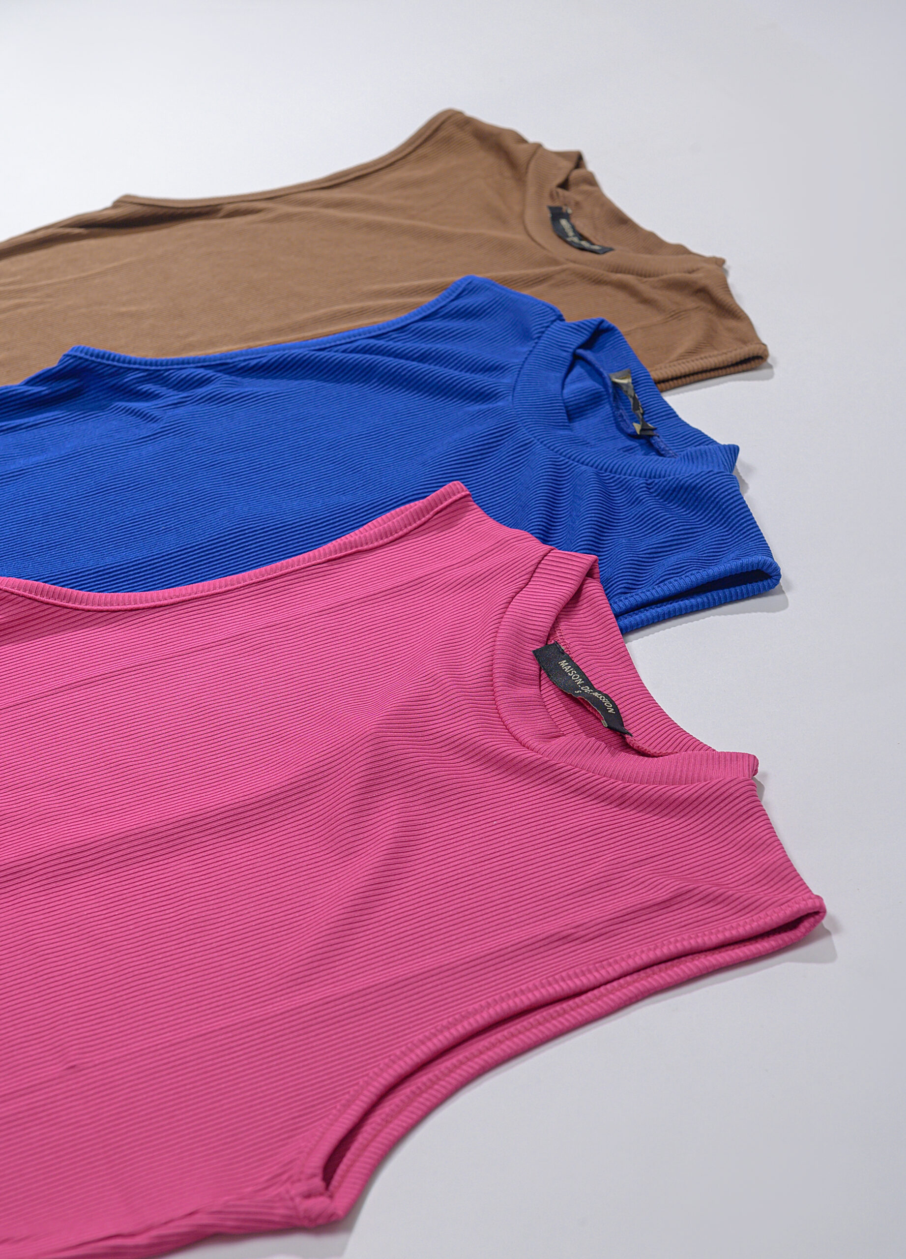 Sleeveless shirt outlet