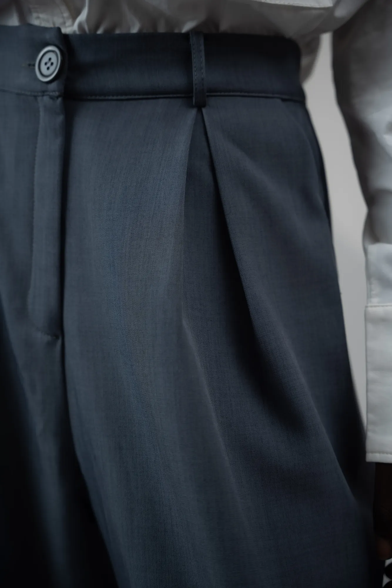 The wide essential pant