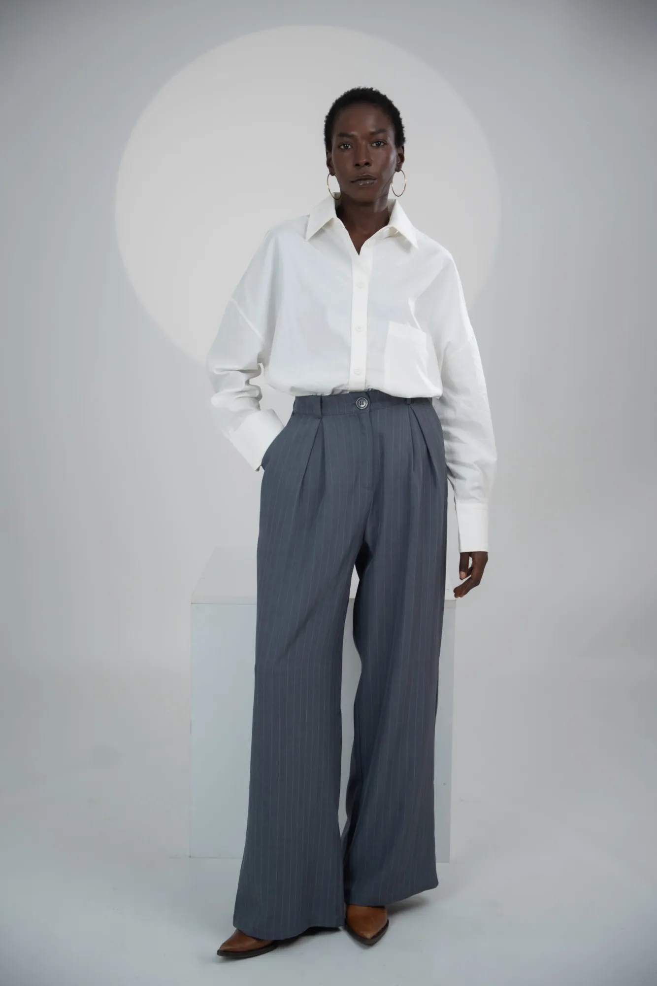 The wide essential pant