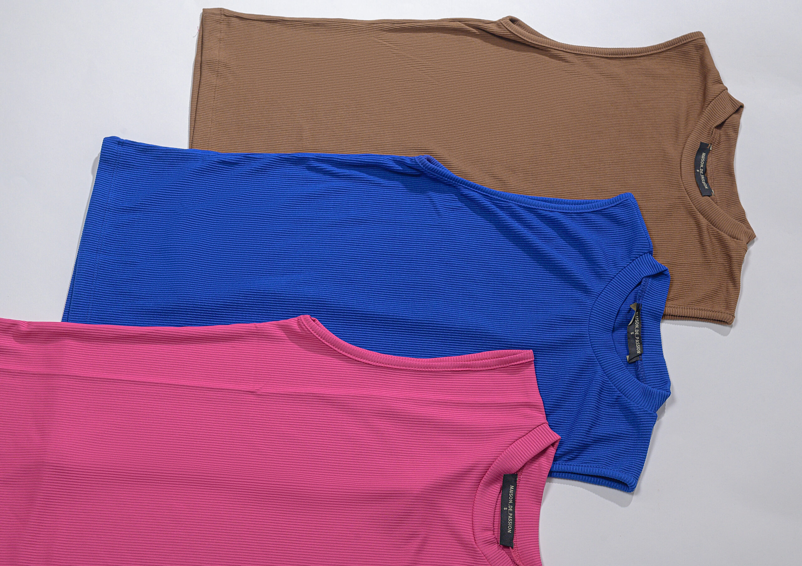 Sleeveless shirt outlet